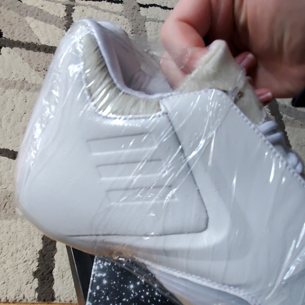new fur and Glow adidas tmac 3 sneakers - Picture 5 of 8